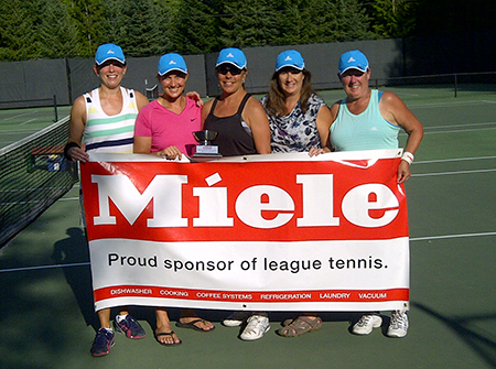 2014 Ladies Champs 2.jpg